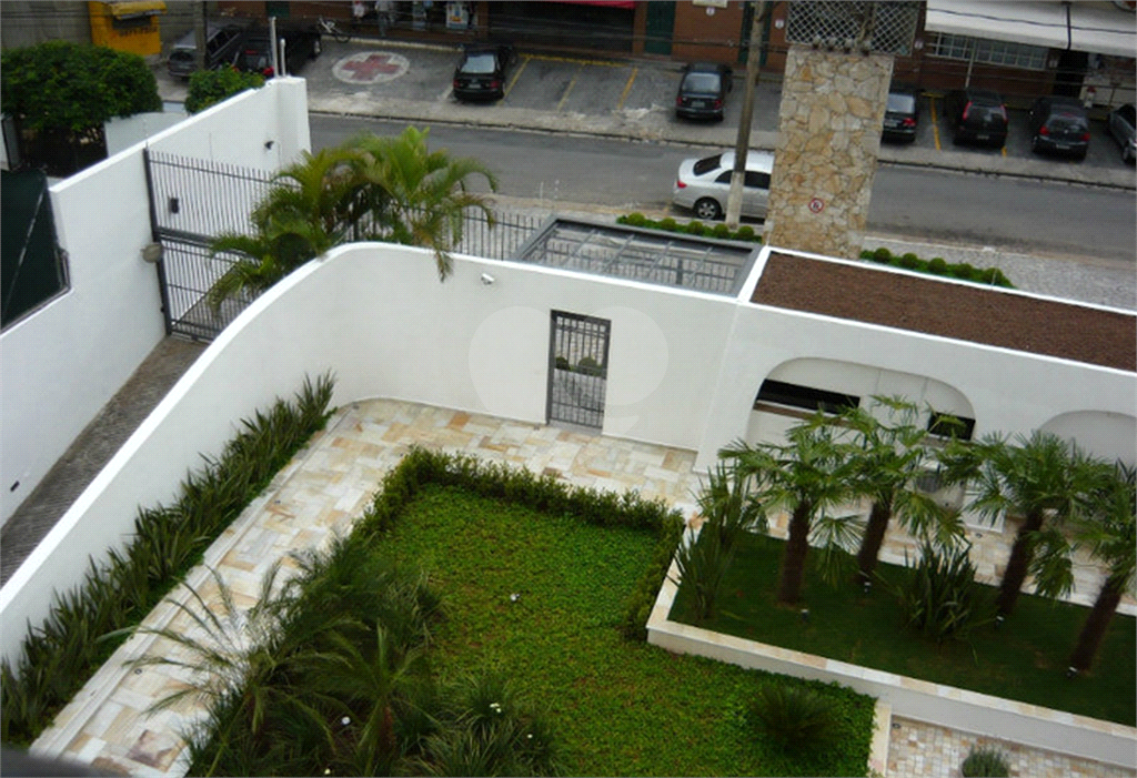 APARTAMENTO em REAL PARQUE