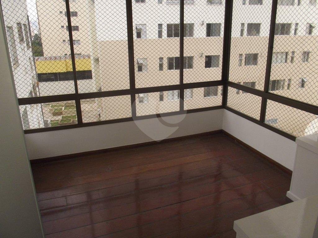 APARTAMENTO em SANTANA