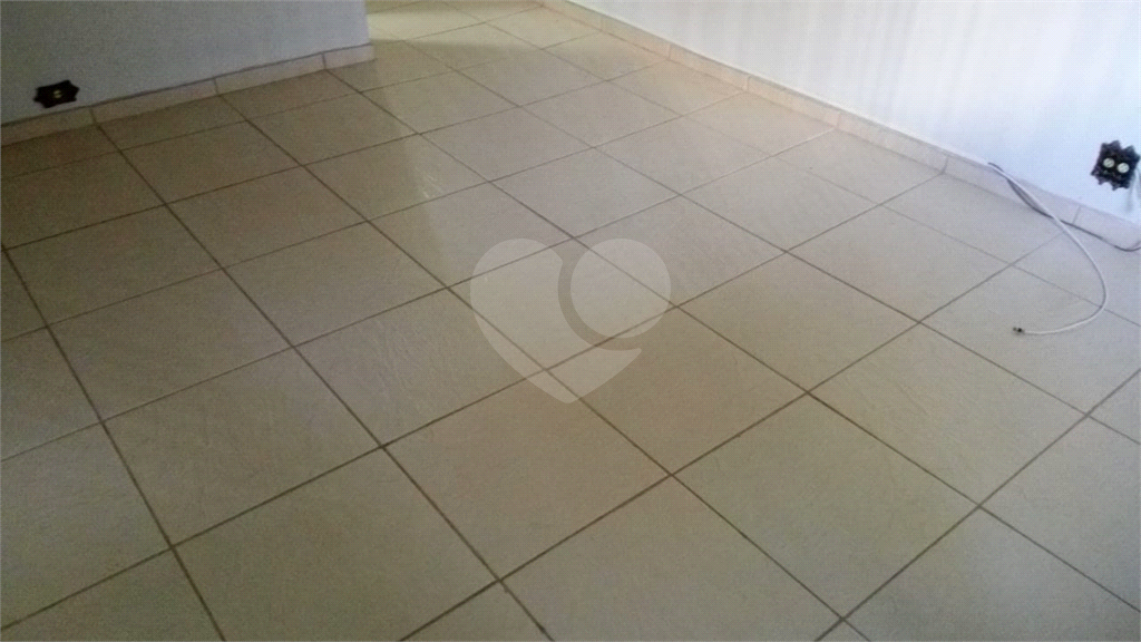 Apto Agua Fria - 67 metros, 2 dormitorios, otimo local, condução na porta, cozinha planejada, 