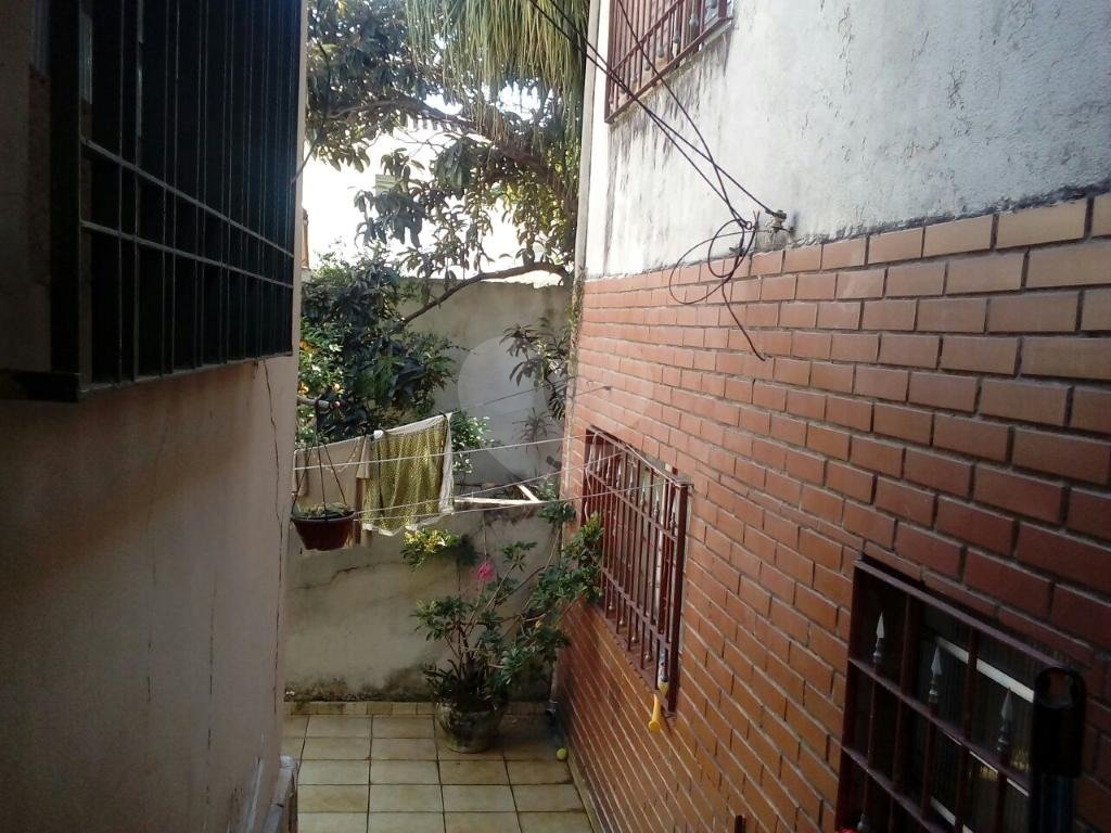 Casa à venda com 4 quartos, 270m² - Foto 9