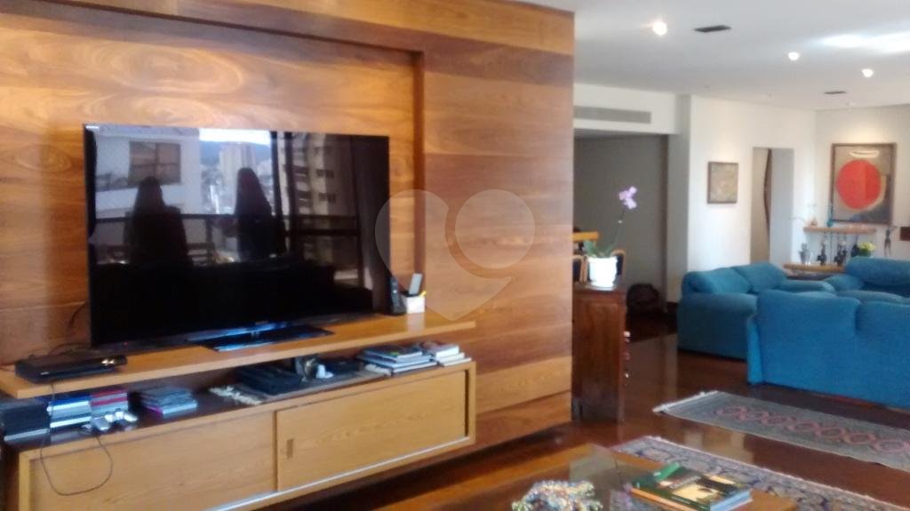 Excelente apartamento à venda em área nobre de Santana com 307 metros