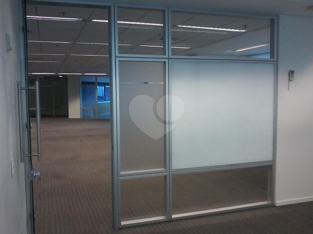 Laje Corporativa de 775 m² no Edifício Tripleway 