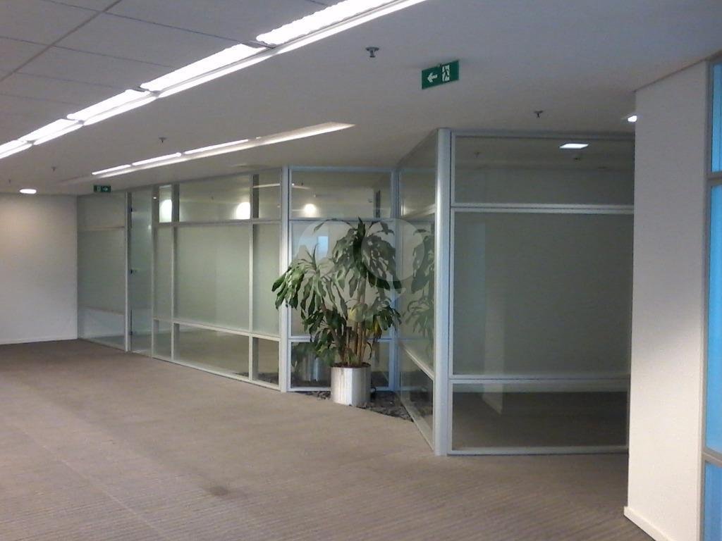 Laje Corporativa de 775 m² no Edifício Tripleway 