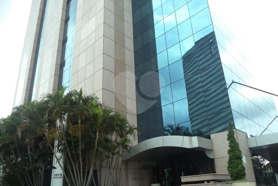 Laje Corporativa de 775 m² no Edifício Tripleway 