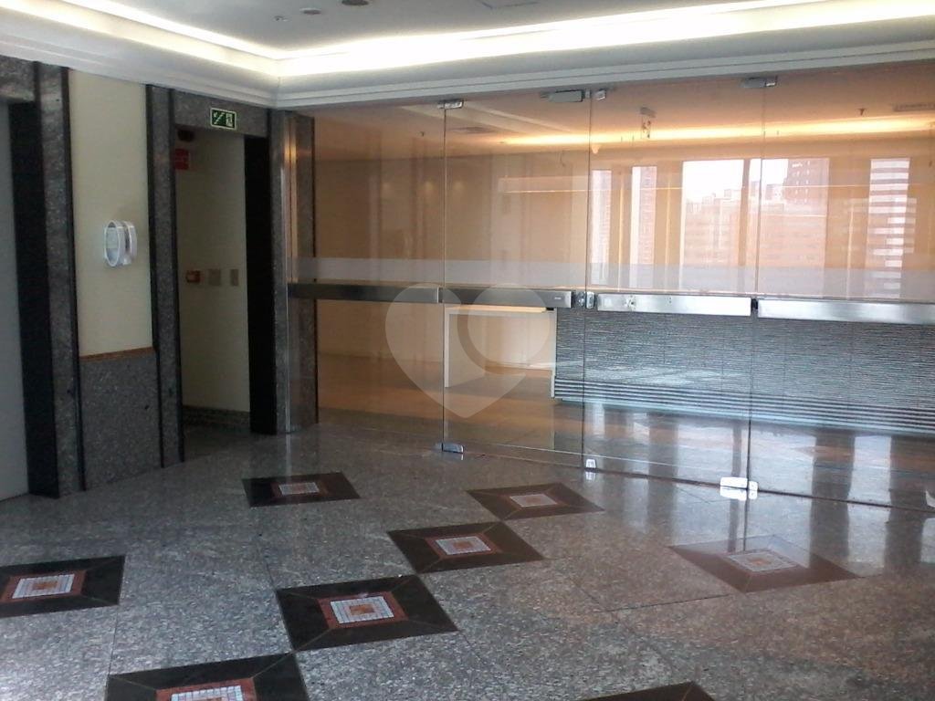 Laje Corporativa de 775 m² no Edifício Tripleway 