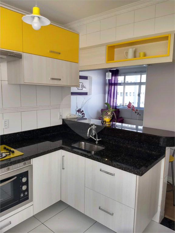 Apartamento à venda com 2 quartos, 60m² - Foto 10