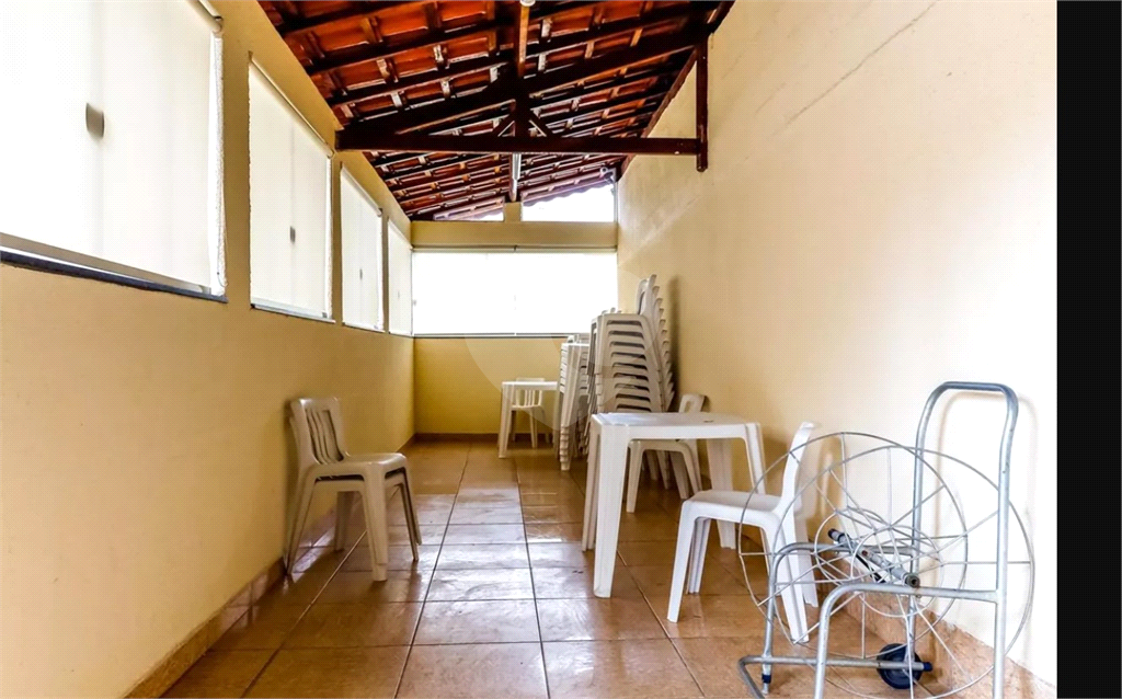 Excelente apto com 2 dorms, 01 vaga e abaixo do valor! Condomínio com valor baixo! OPORTUNIDADE. 