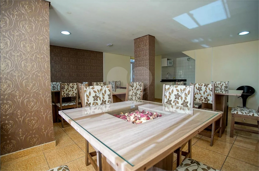 Excelente apto com 2 dorms, 01 vaga e abaixo do valor! Condomínio com valor baixo! OPORTUNIDADE. 