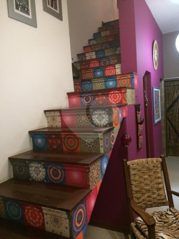 CASA em SERRA DOS LAGOS (JORDANÉSIA)
