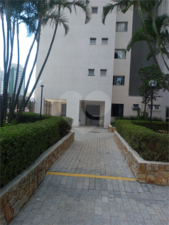 Excelente apartamento ao lado do metrô.