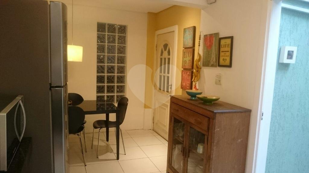 Excelente sobrado na Vila Nhocuné com jardim de inverno, closet e espaço gourmet
