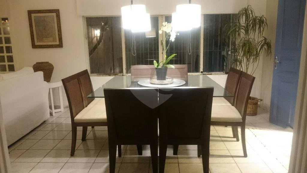 Excelente sobrado na Vila Nhocuné com jardim de inverno, closet e espaço gourmet