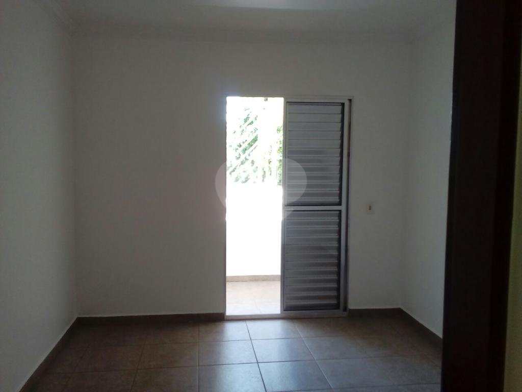 Santana casa térrea de fundos  sem garagem