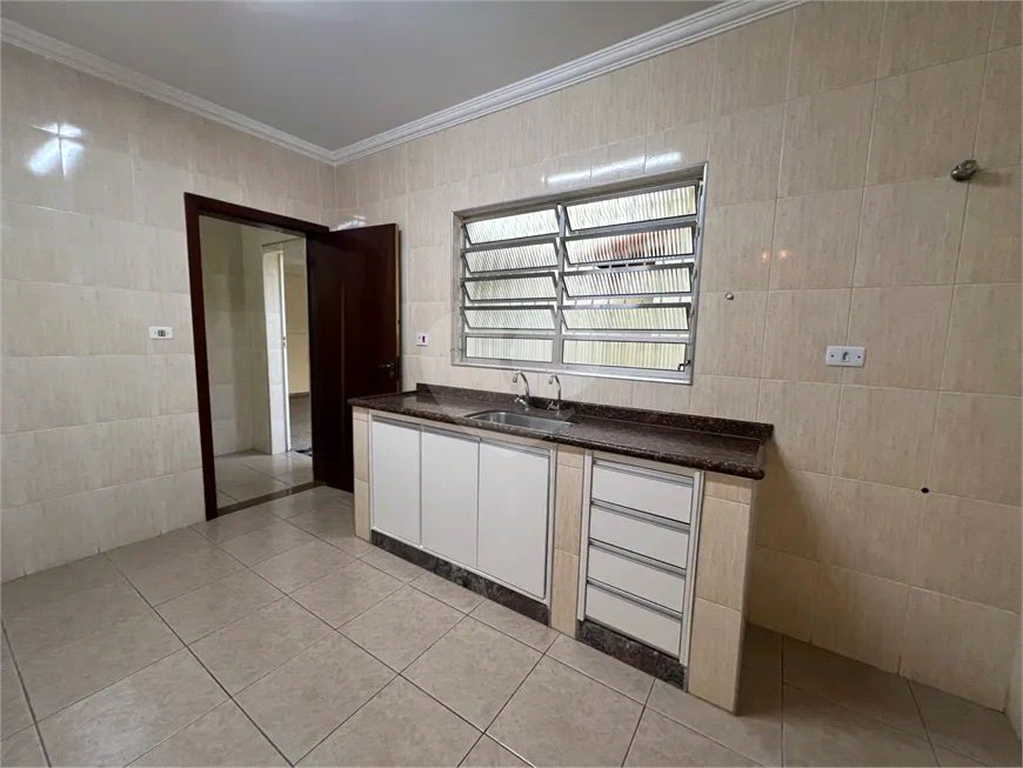 Santana casa térrea de fundos  sem garagem