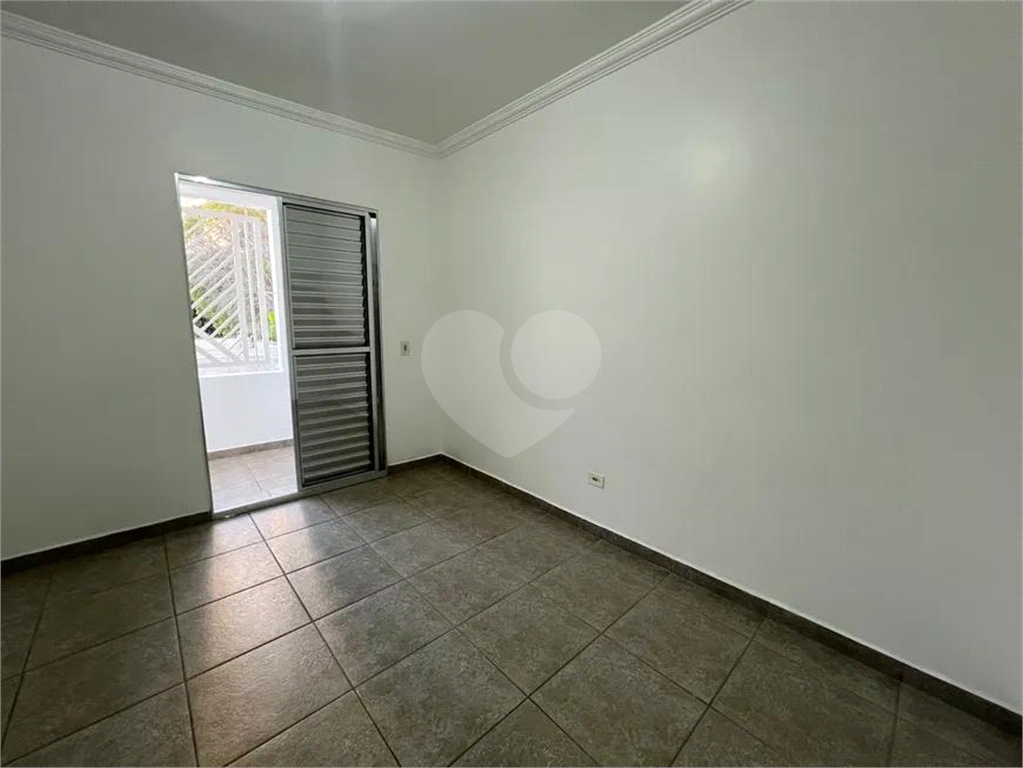 Santana casa térrea de fundos  sem garagem