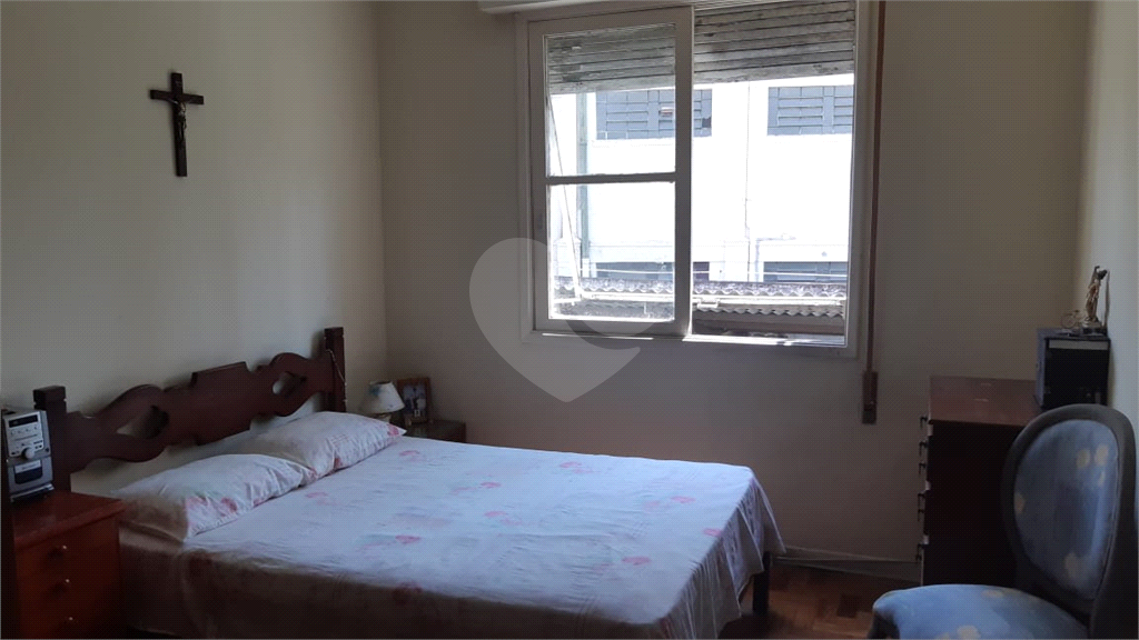 Apartamento à venda com 2 quartos, 79m² - Foto 24