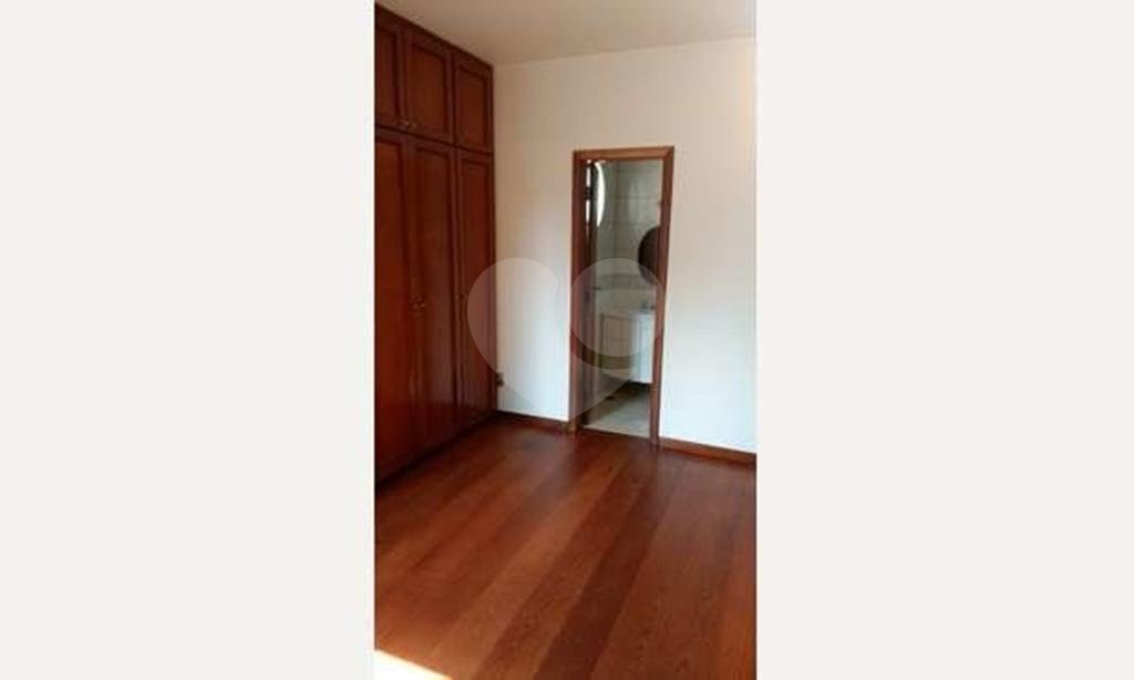  Tremembé Casa com 500 metros de Área Útil Toda Reformada Em Bairro Nobre Tranquilo e Seguro!!