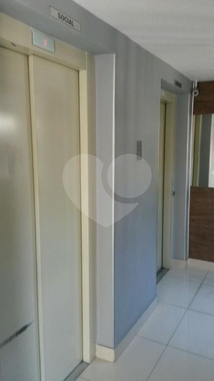 Apartamento à venda com 2 quartos, 57m² - Foto 9