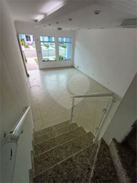 Ótima casa à venda no bairro Vila Romero - Zona Norte