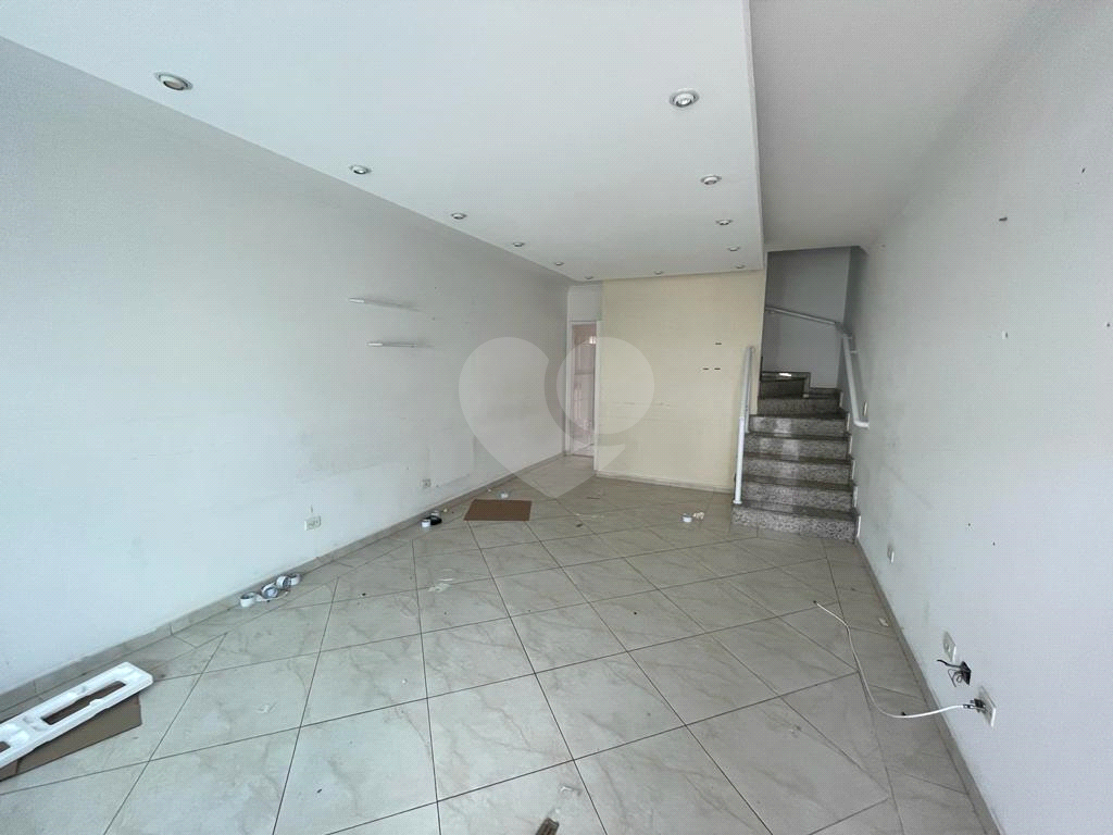 Ótima casa à venda no bairro Vila Romero - Zona Norte