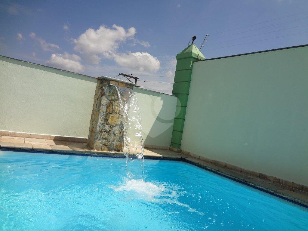 Ótima casa à venda no bairro Vila Romero - Zona Norte