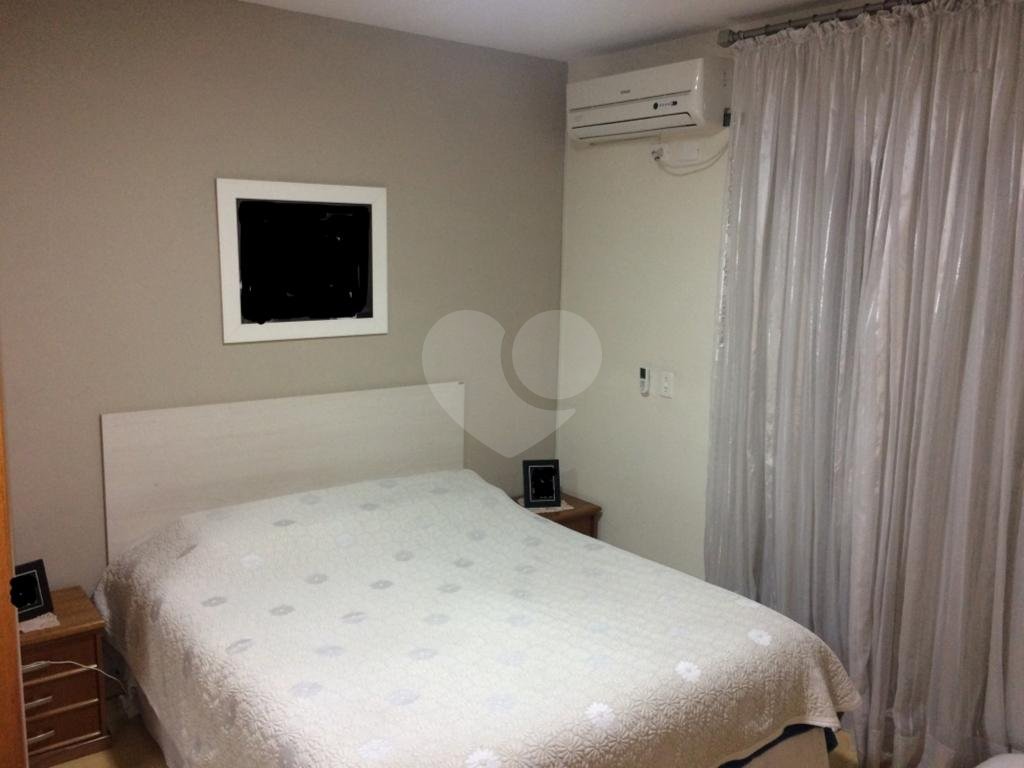 Ótima casa à venda no bairro Vila Romero - Zona Norte