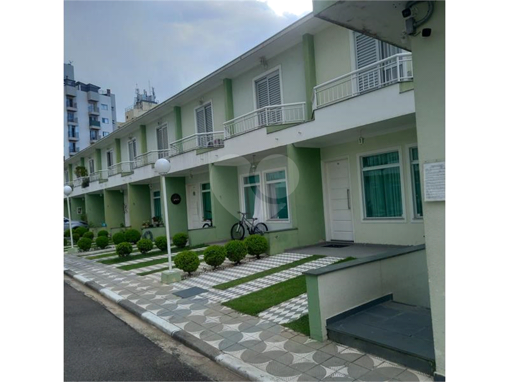 Ótima casa à venda no bairro Vila Romero - Zona Norte
