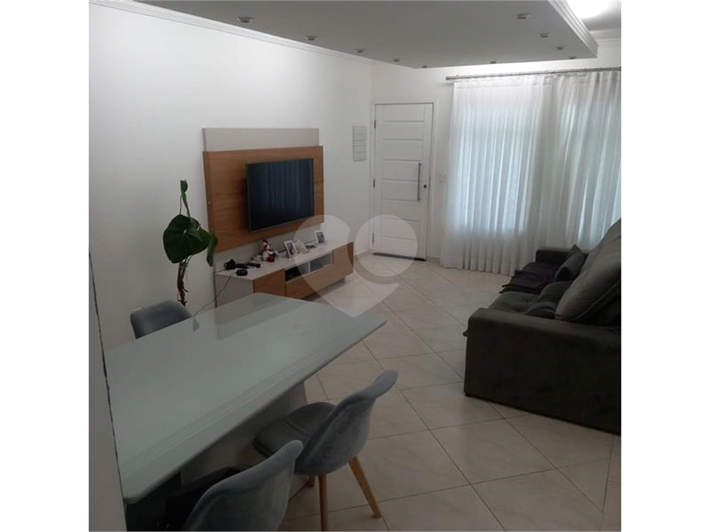 Ótima casa à venda no bairro Vila Romero - Zona Norte