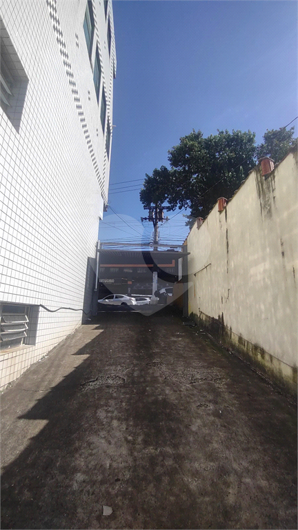 PRÉDIO COMERCIAL À VENDA (COM RENDA)!!