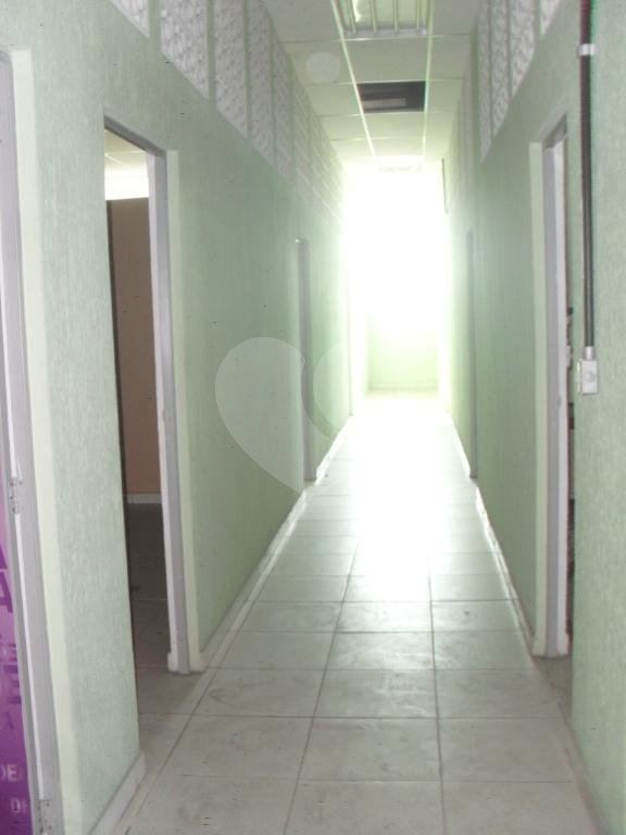 PRÉDIO COMERCIAL À VENDA (COM RENDA)!!