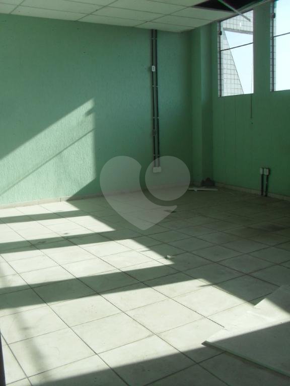 PRÉDIO COMERCIAL À VENDA (COM RENDA)!!