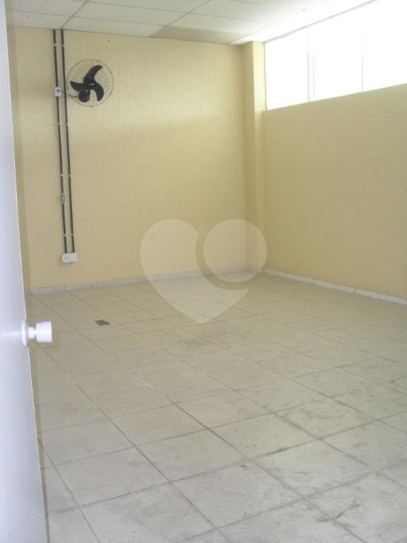 PRÉDIO COMERCIAL À VENDA (COM RENDA)!!