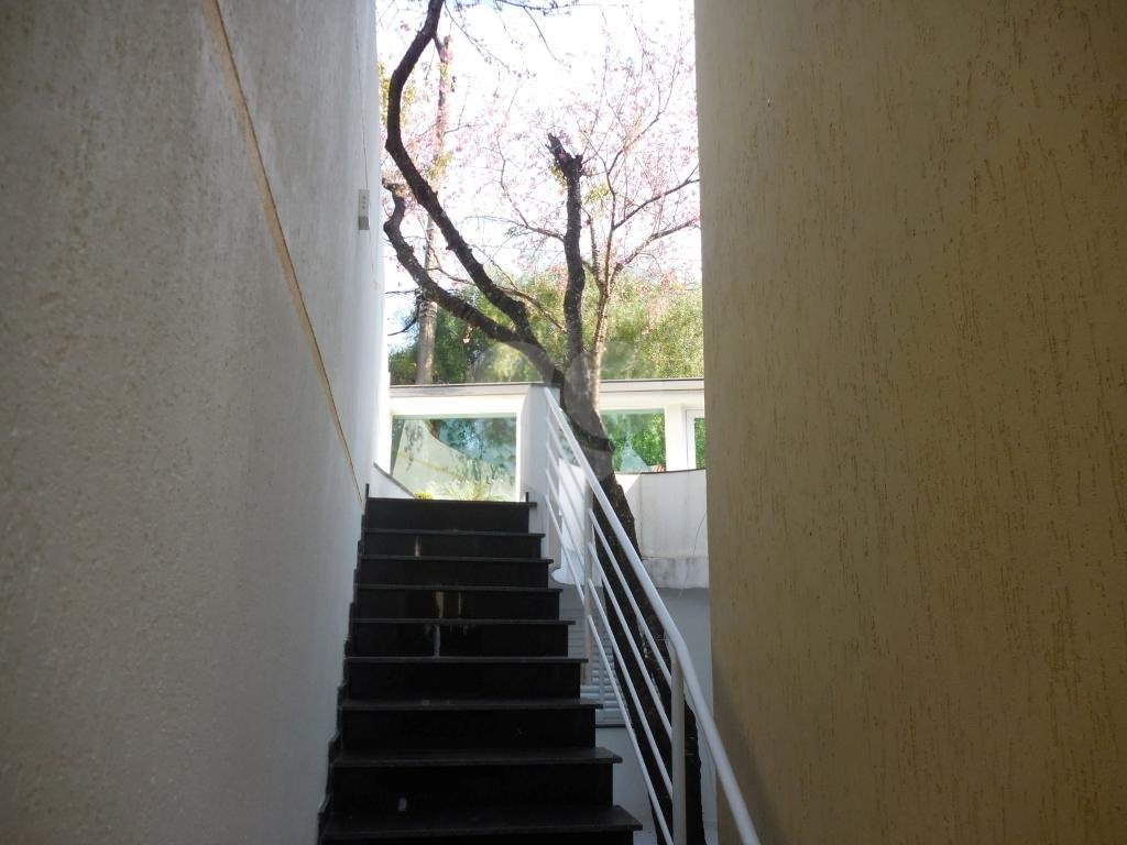 Venha para uma linda casa térrea no Horto Florestal