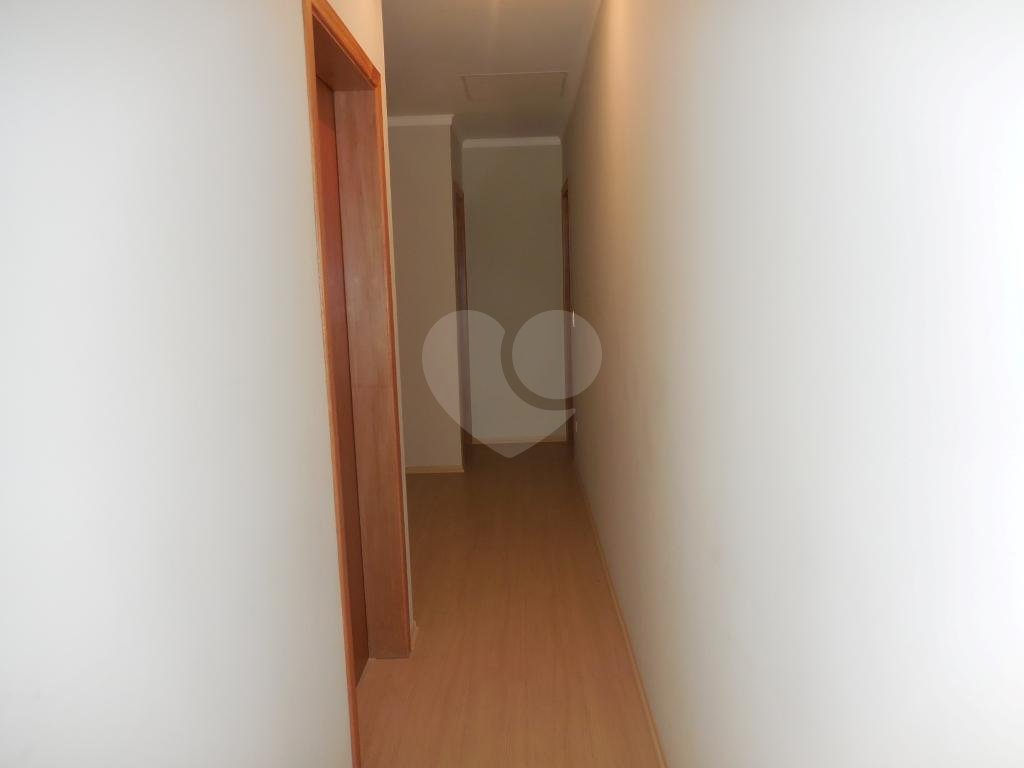 Venha para uma linda casa térrea no Horto Florestal