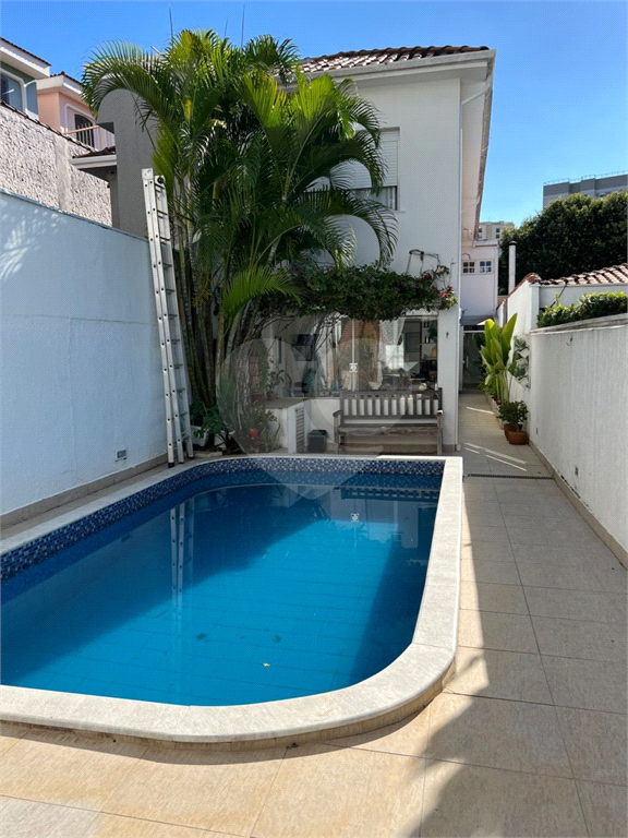 Jardim São Paulo,sobrado à venda a 400 metros do Metrô! cem piscina e espaço gourmet Estuda permuta por Apartamento!!!