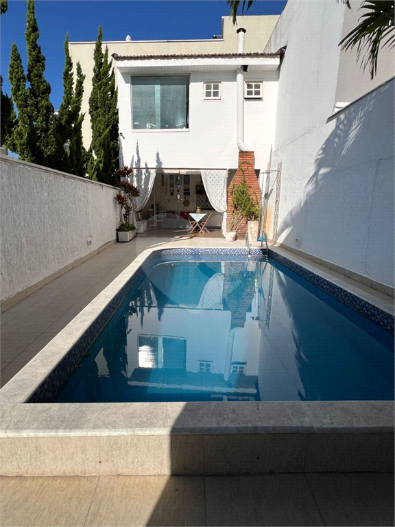 Jardim São Paulo,sobrado à venda a 400 metros do Metrô! cem piscina e espaço gourmet Estuda permuta por Apartamento!!!