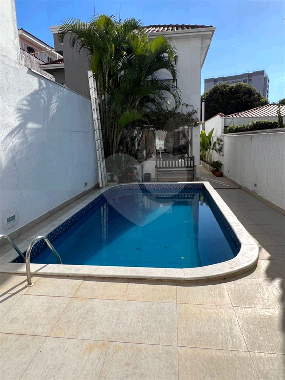 Jardim São Paulo,sobrado à venda a 400 metros do Metrô! cem piscina e espaço gourmet Estuda permuta por Apartamento!!!