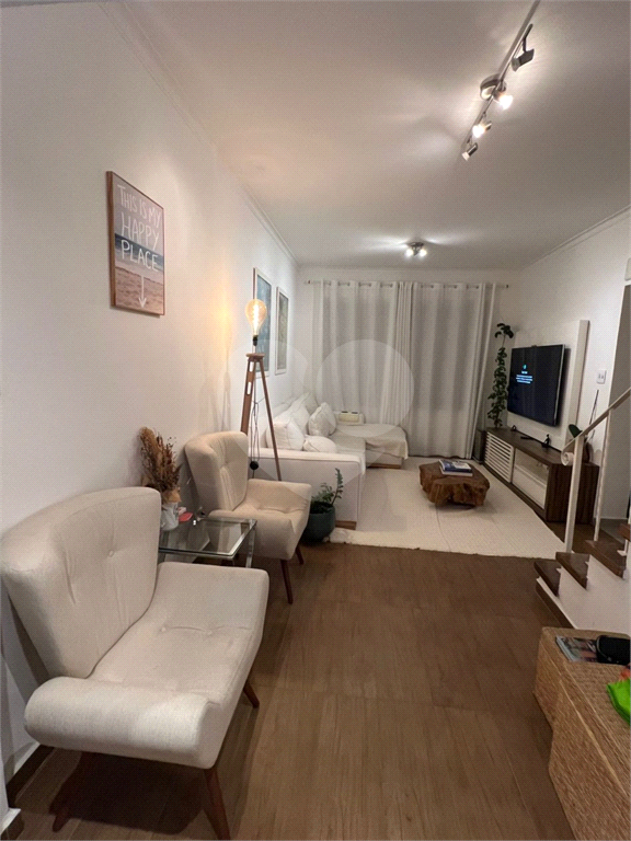 Jardim São Paulo,sobrado à venda a 400 metros do Metrô! cem piscina e espaço gourmet Estuda permuta por Apartamento!!!