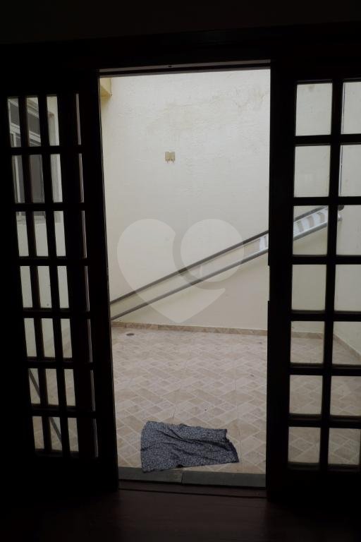 Casa Térrea Rua Fechada