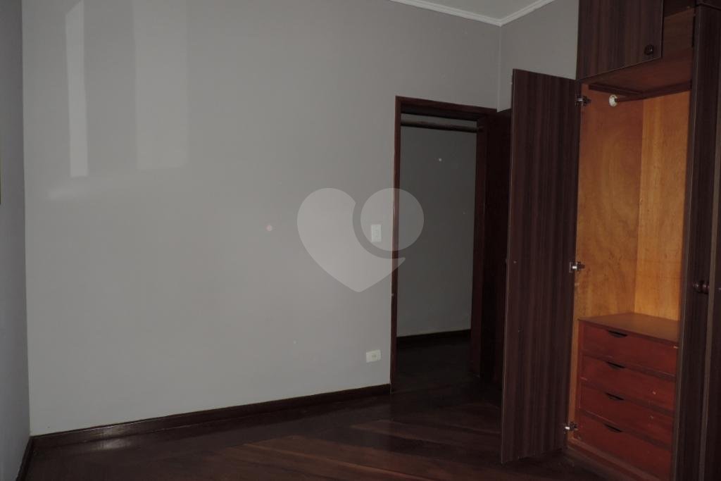 Casa Térrea Rua Fechada