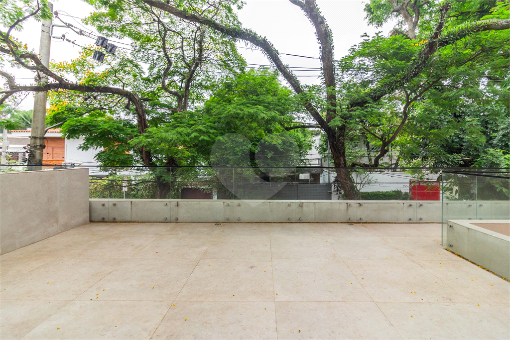 Casa para Venda com piscina nos Jardins-SP