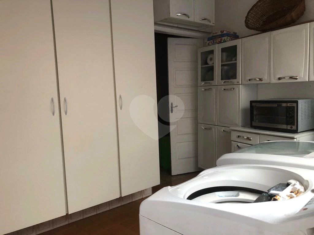 Sobrado à venda com 3 quartos, 300m² - Foto 53