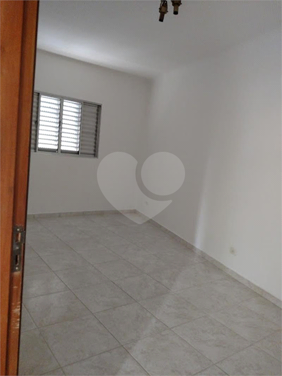 Sobrado à venda com 3 quartos, 300m² - Foto 27