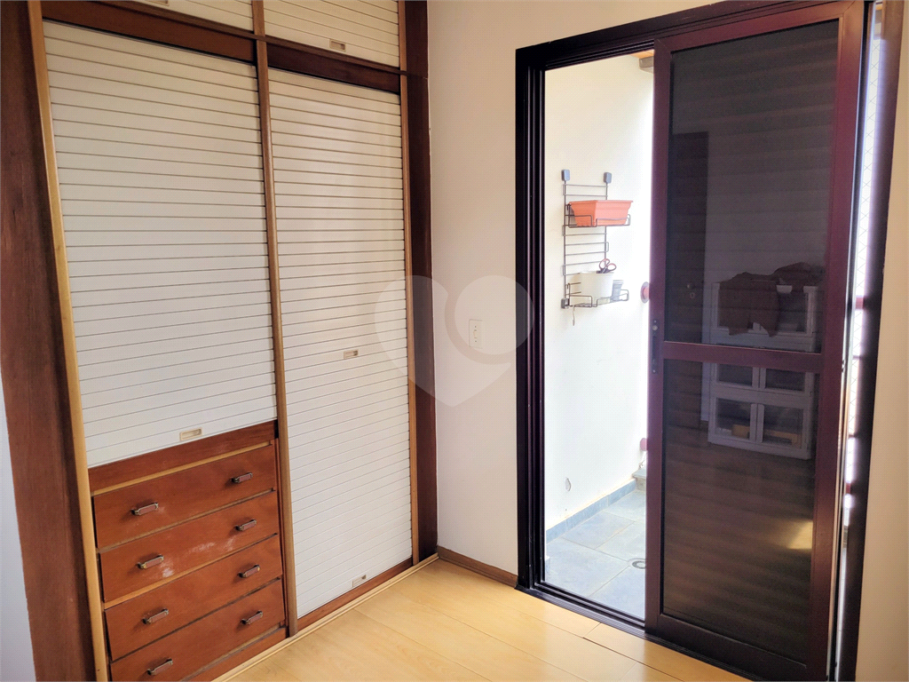 Apartamento de 43m² em Pinheiros - Charmoso e com Vista Privilegiada!