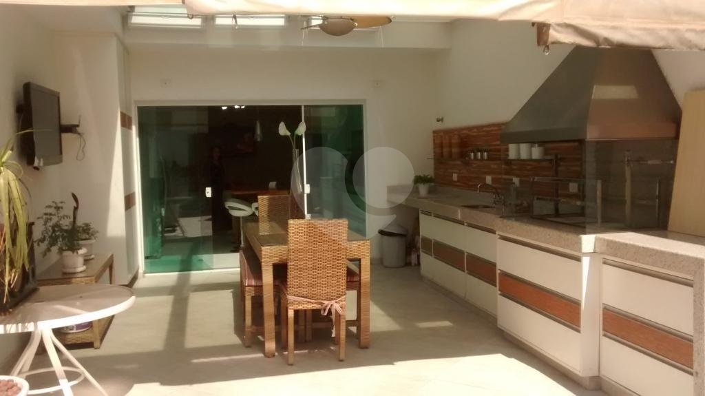 Sobrado à venda com 4 quartos, 345m² - Foto 49