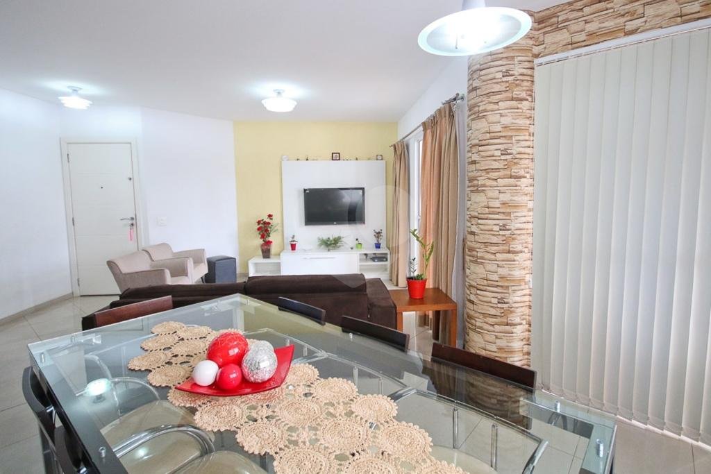 Lindo apartamento à venda no Mandaqui com fino acabamento, repleto de armários, com 3 suítes, 3 vaga