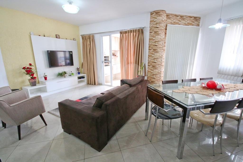 Lindo apartamento à venda no Mandaqui com fino acabamento, repleto de armários, com 3 suítes, 3 vaga