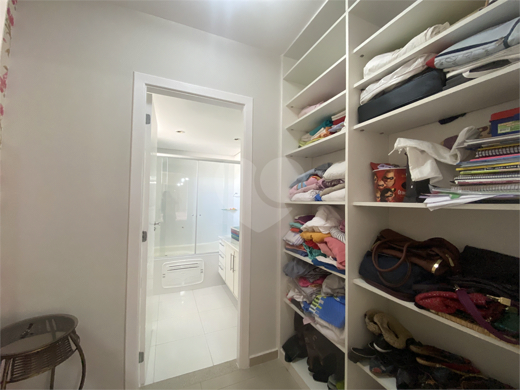 Lindo apartamento à venda no Mandaqui com fino acabamento, repleto de armários, com 3 suítes, 3 vaga