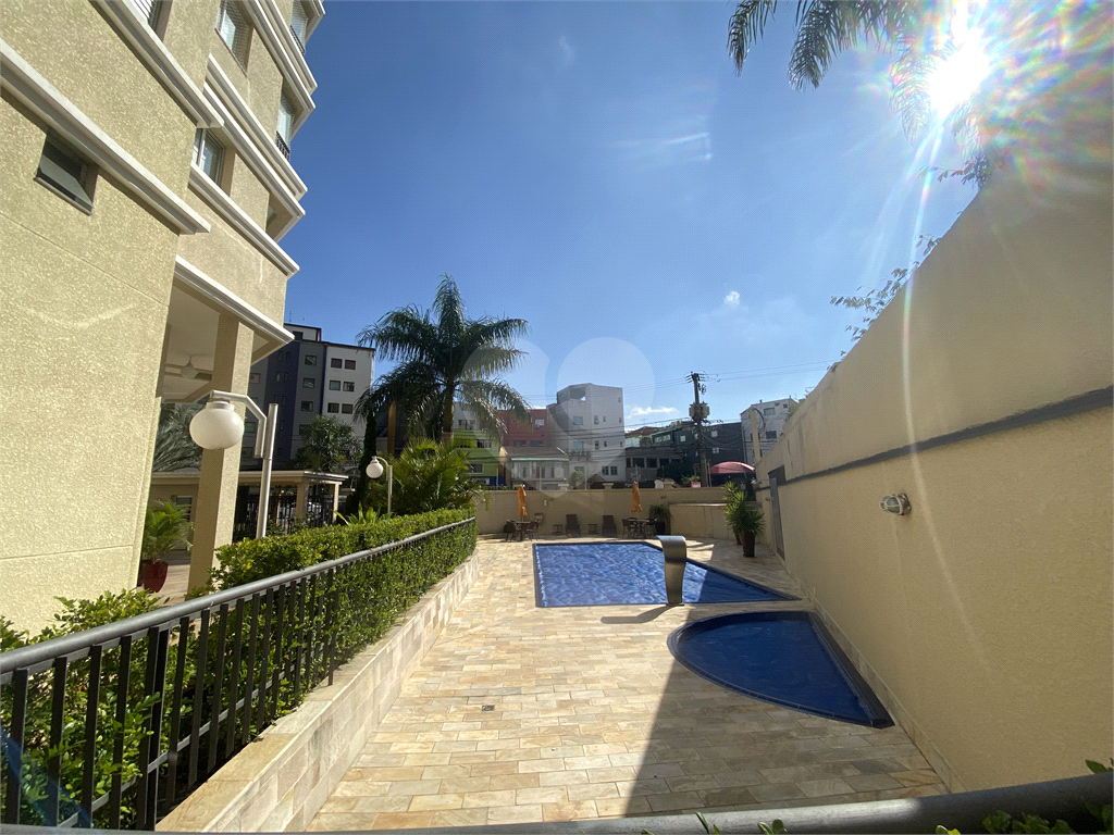 Lindo apartamento à venda no Mandaqui com fino acabamento, repleto de armários, com 3 suítes, 3 vaga