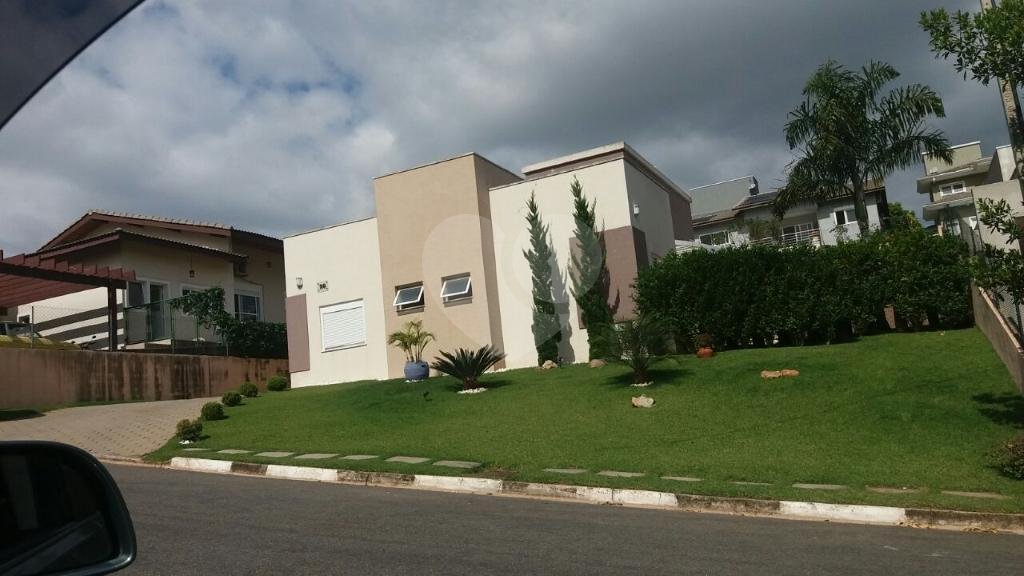 Casa de Condomínio à venda com 4 quartos, 234m² - Foto 24